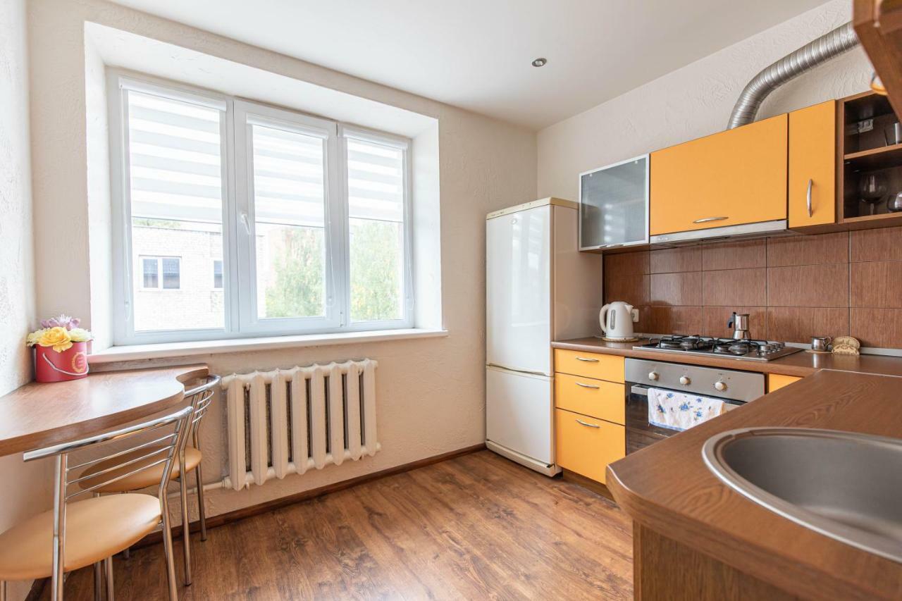 Cozy Apartment In The City Center Siauliai  Bagian luar foto